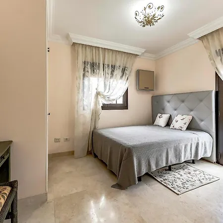 Vila Townhouse Del Duque 5duk49 *
